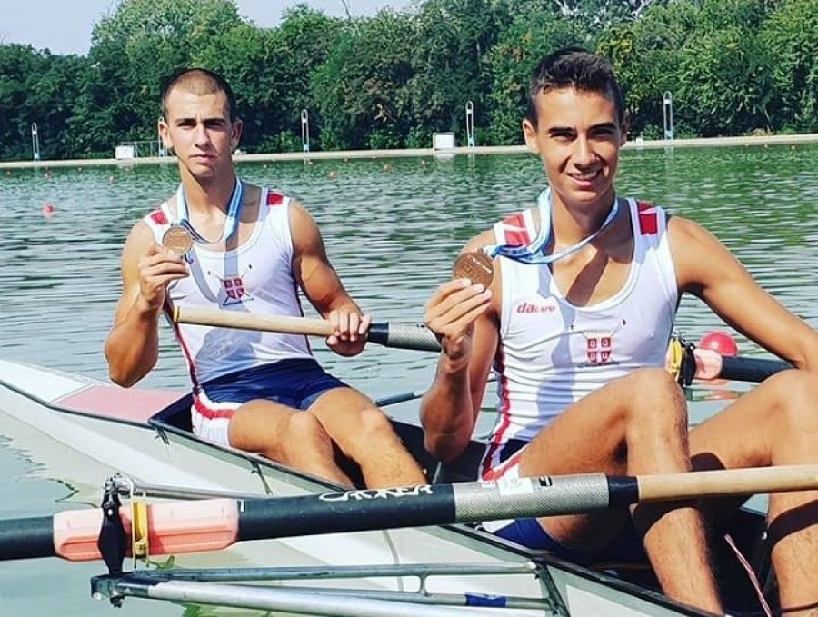 Read more about the article ŠEST ODLIČJA SA BEOGRADSKE INTERNACIONALNE REGATE