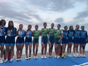 Read more about the article ODLIČAN KRAJ SEZONE ZA SMEDEREVSKE VESLAČE