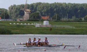 Read more about the article Tri desetinke odnele polufinale